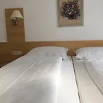 Haus Erwin Spiss ゲストハウス 3*